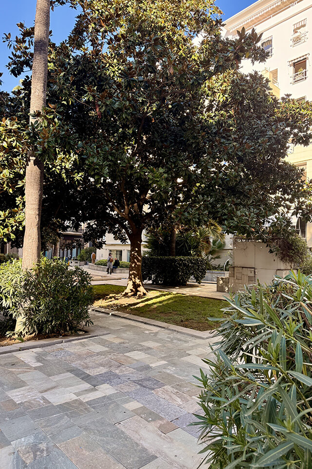 Place du Commandant Lamy avant travaux
